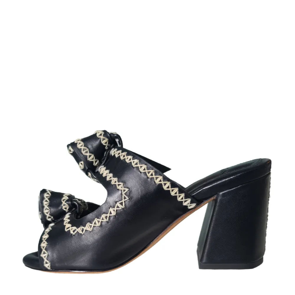 ASYMMETRIC CLARITA