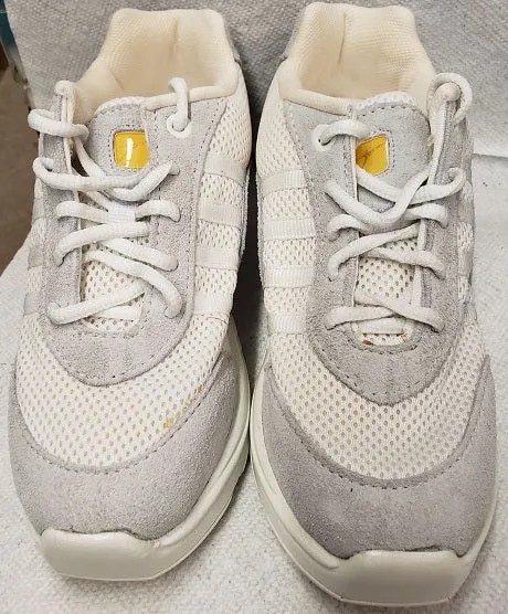 Jerry -- Split Sole Dancesneaker -- White