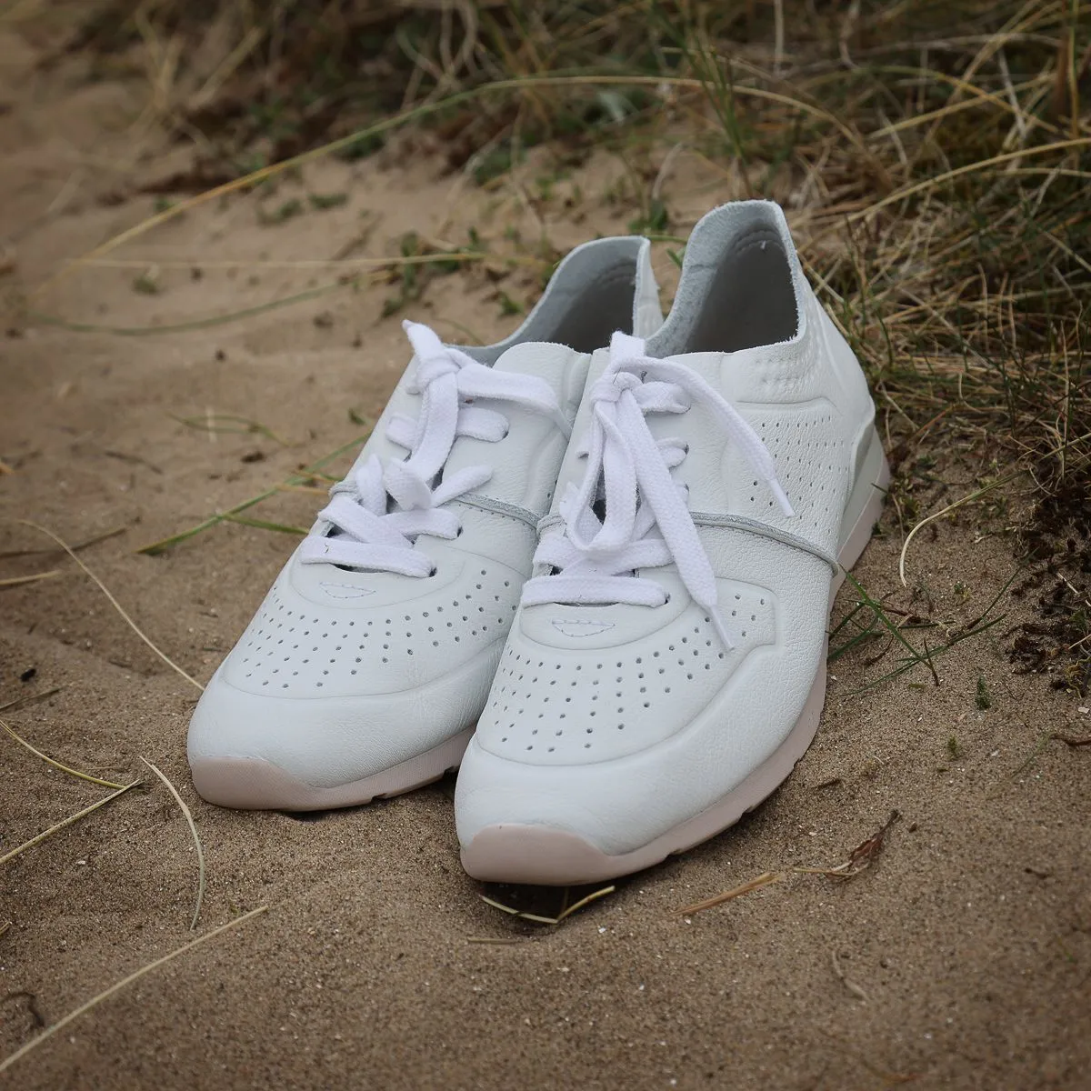 Maria Lya 277301 Ladies White Leather Trainers