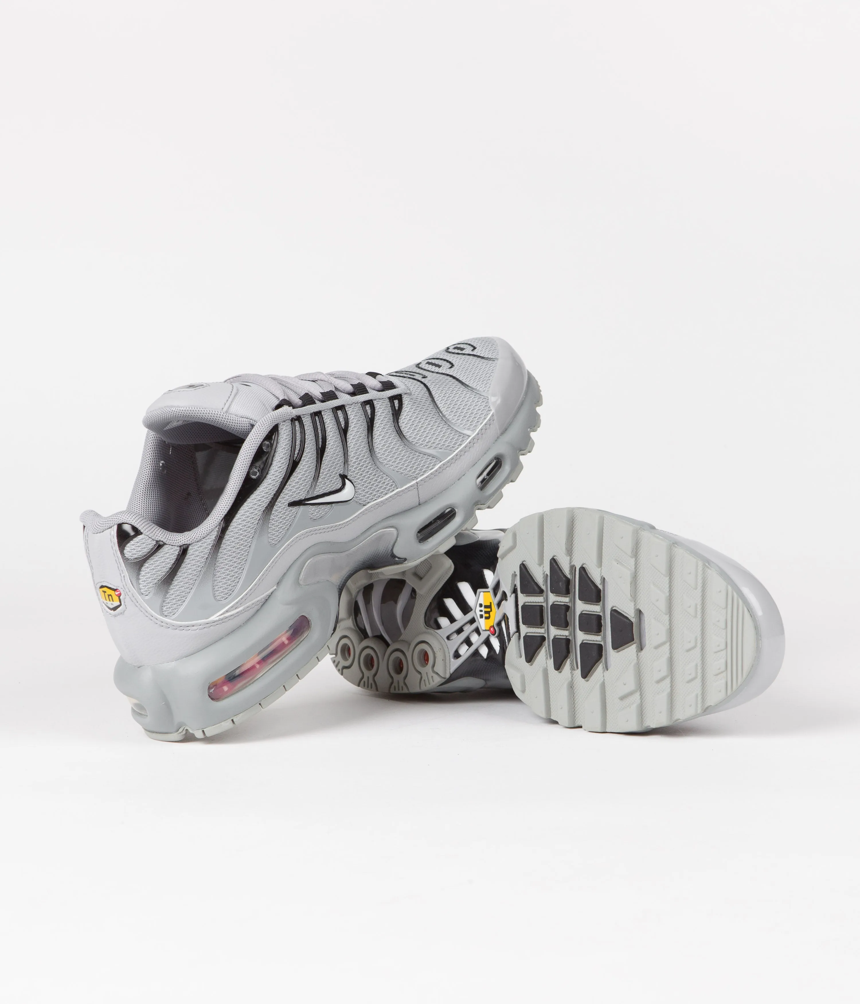 Nike Air Max Plus Shoes - Wolf Grey / White - Black