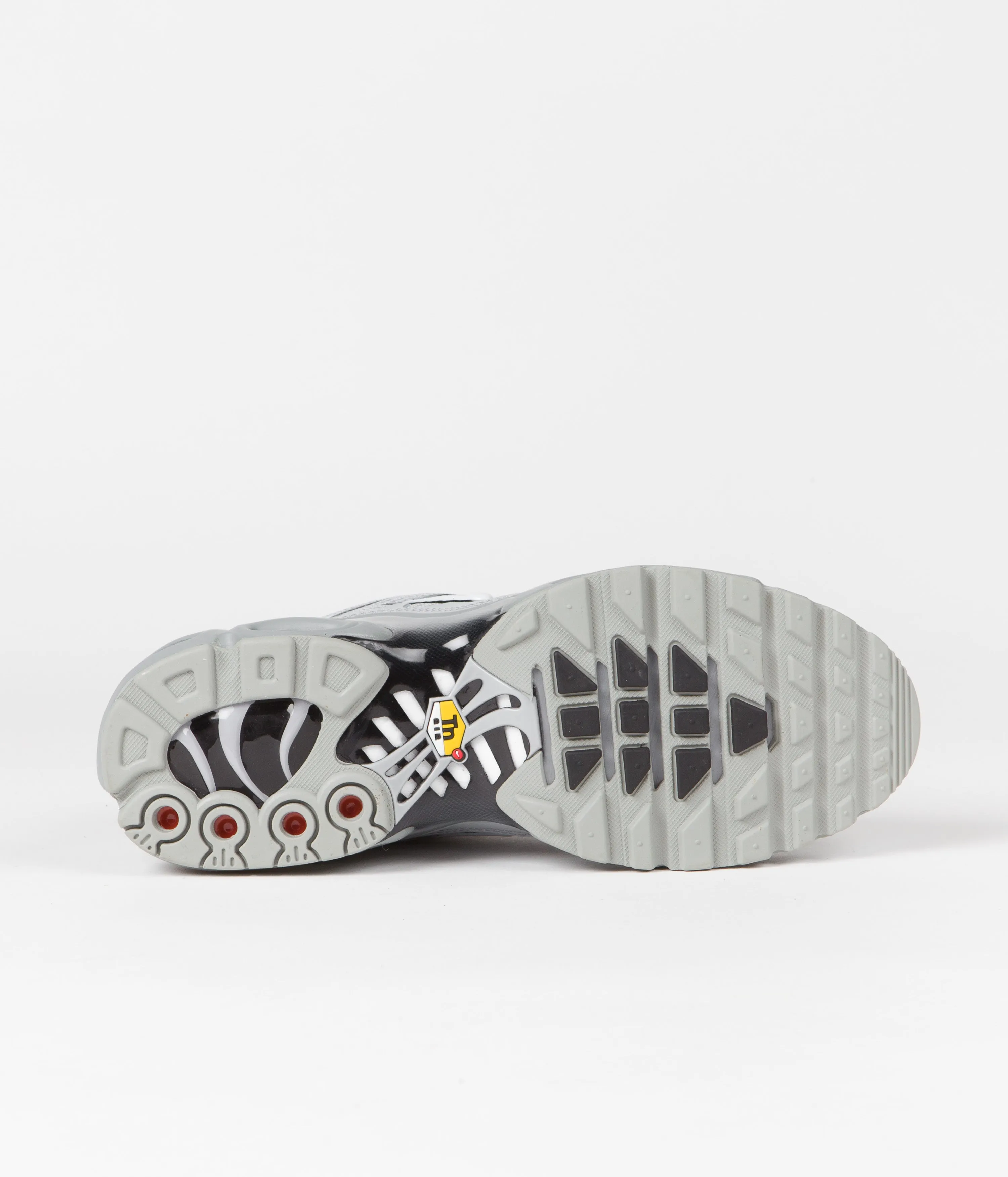 Nike Air Max Plus Shoes - Wolf Grey / White - Black
