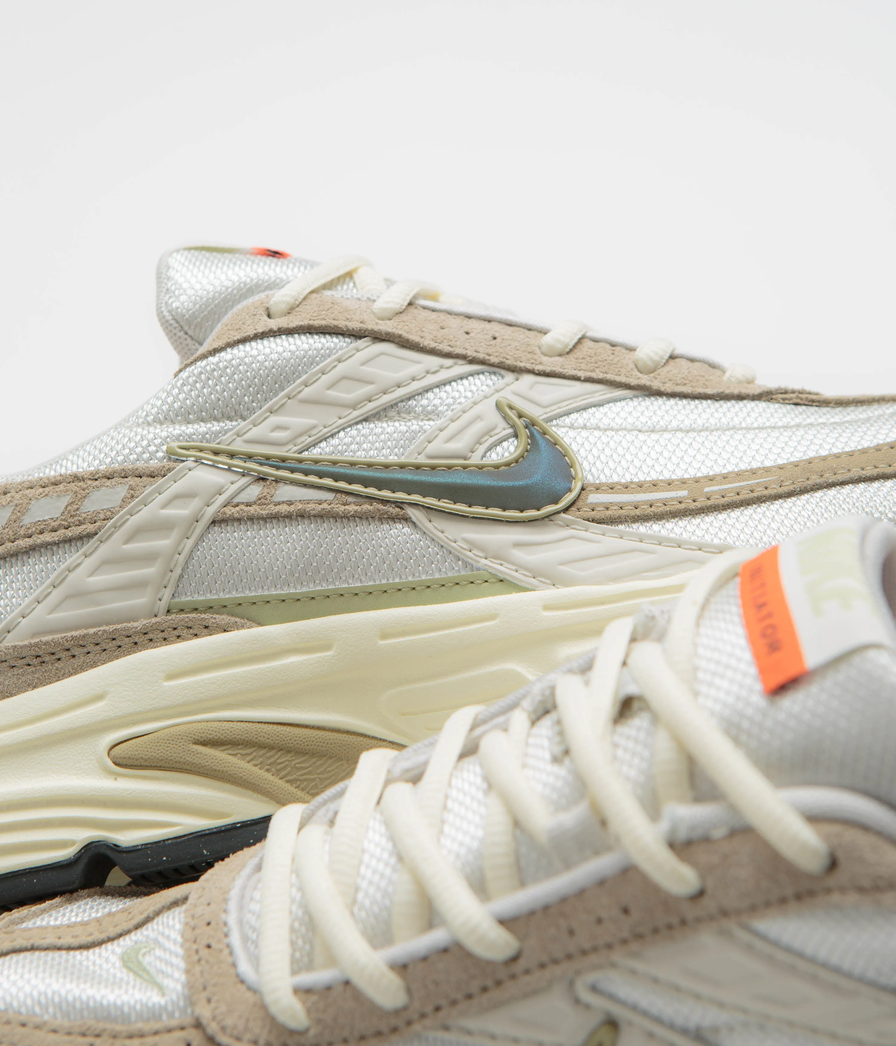 Nike Initiator Shoes - Light Bone / Cargo Khaki - Limestone