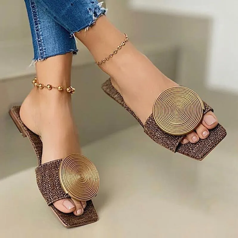 Solid Round Buckle Decoration Flat Sandals