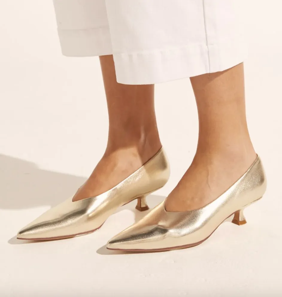 Zoe Kratzmann Candid Heel
